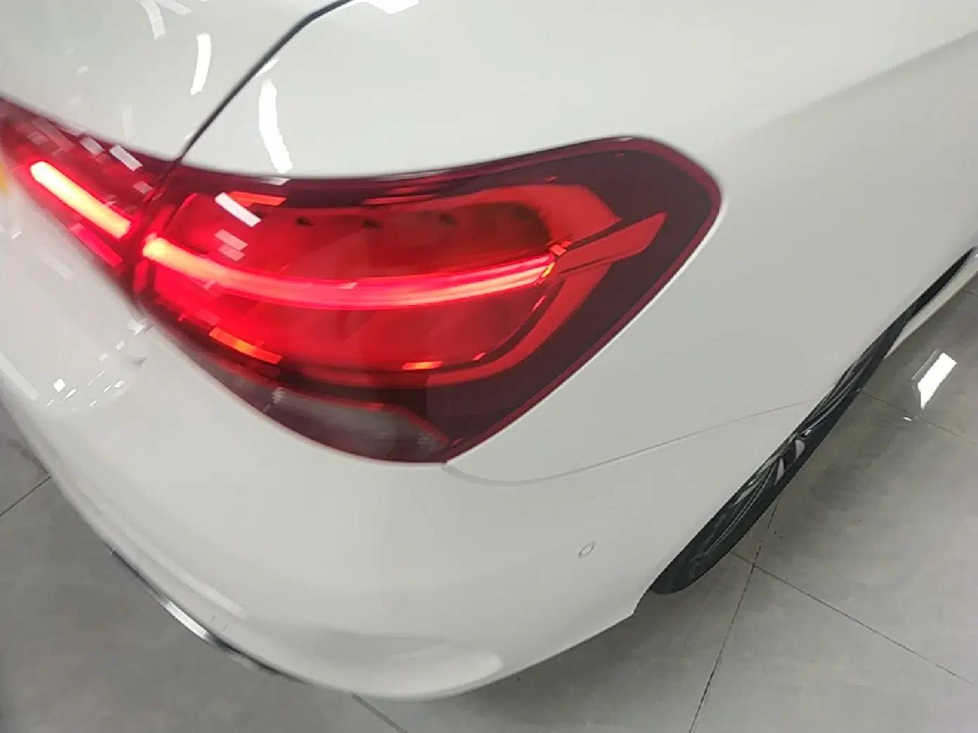 Mercedes-Benz A-Class 2019 A 180 L Sport Sedan — миниатюра 9