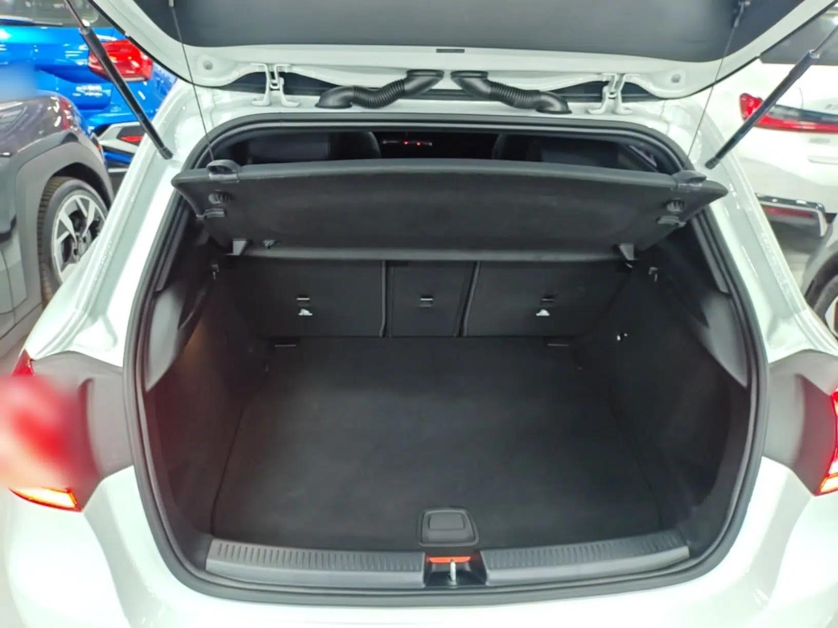 Mercedes-Benz A-Class 2021 A 200 Dynamic Edition — миниатюра 22