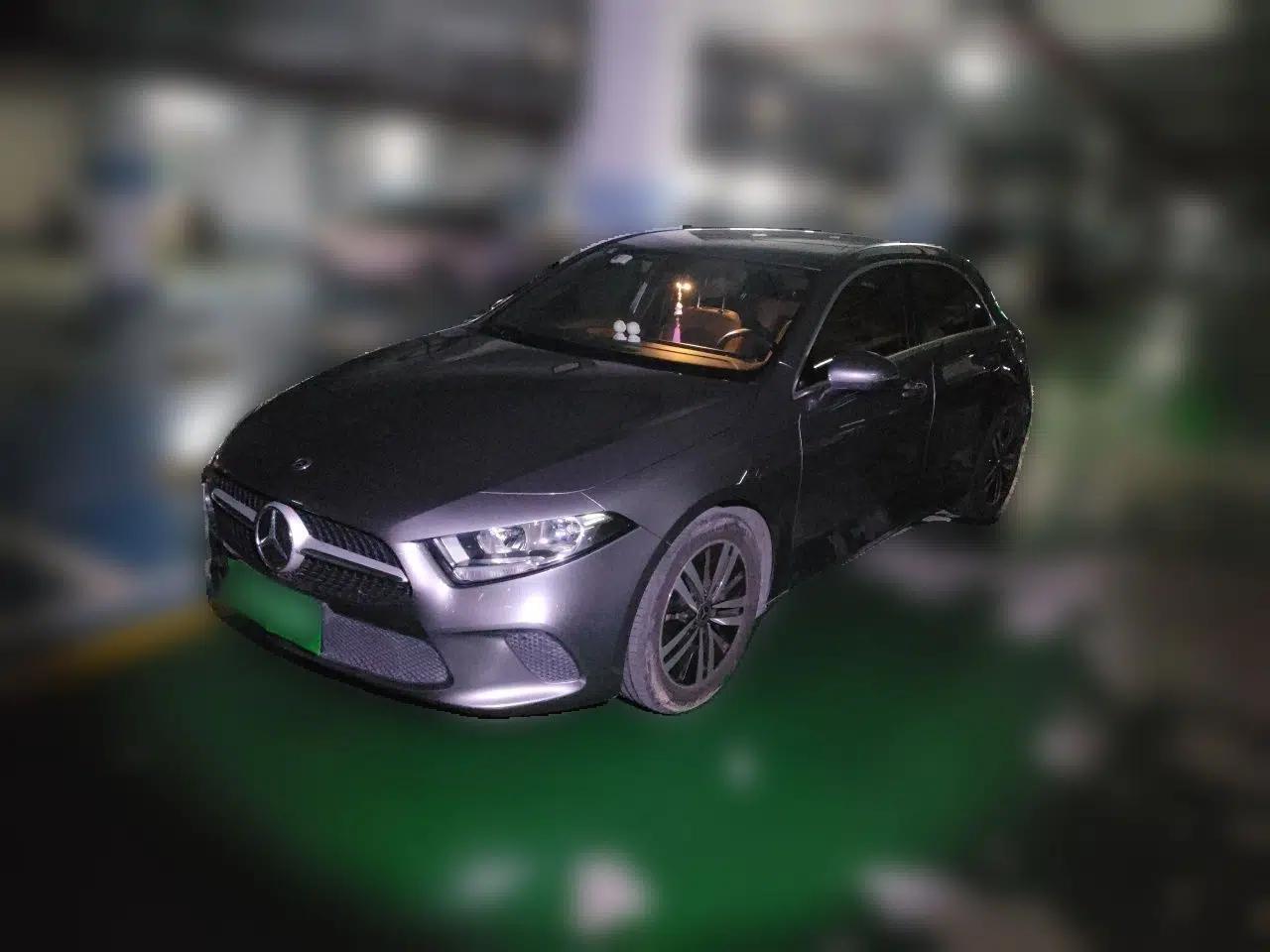 Mercedes-Benz A-Class Mercedes-Benz A180 — миниатюра 1