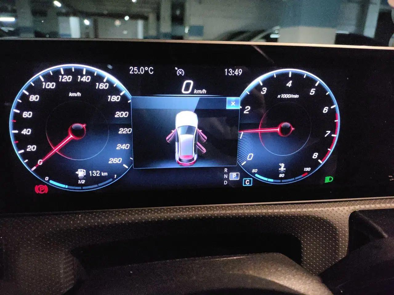 Mercedes-Benz A-Class Mercedes-Benz A180 — миниатюра 11