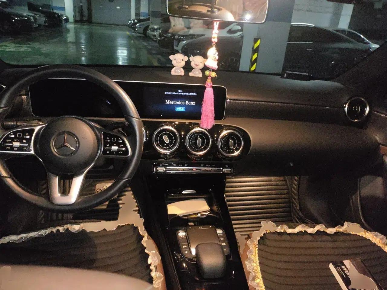 Mercedes-Benz A-Class Mercedes-Benz A180 — миниатюра 9