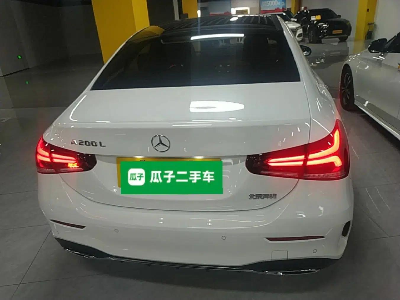 Mercedes-Benz A-Class 2021 A 200 L Sport Sedan Dynamic Model — миниатюра 5