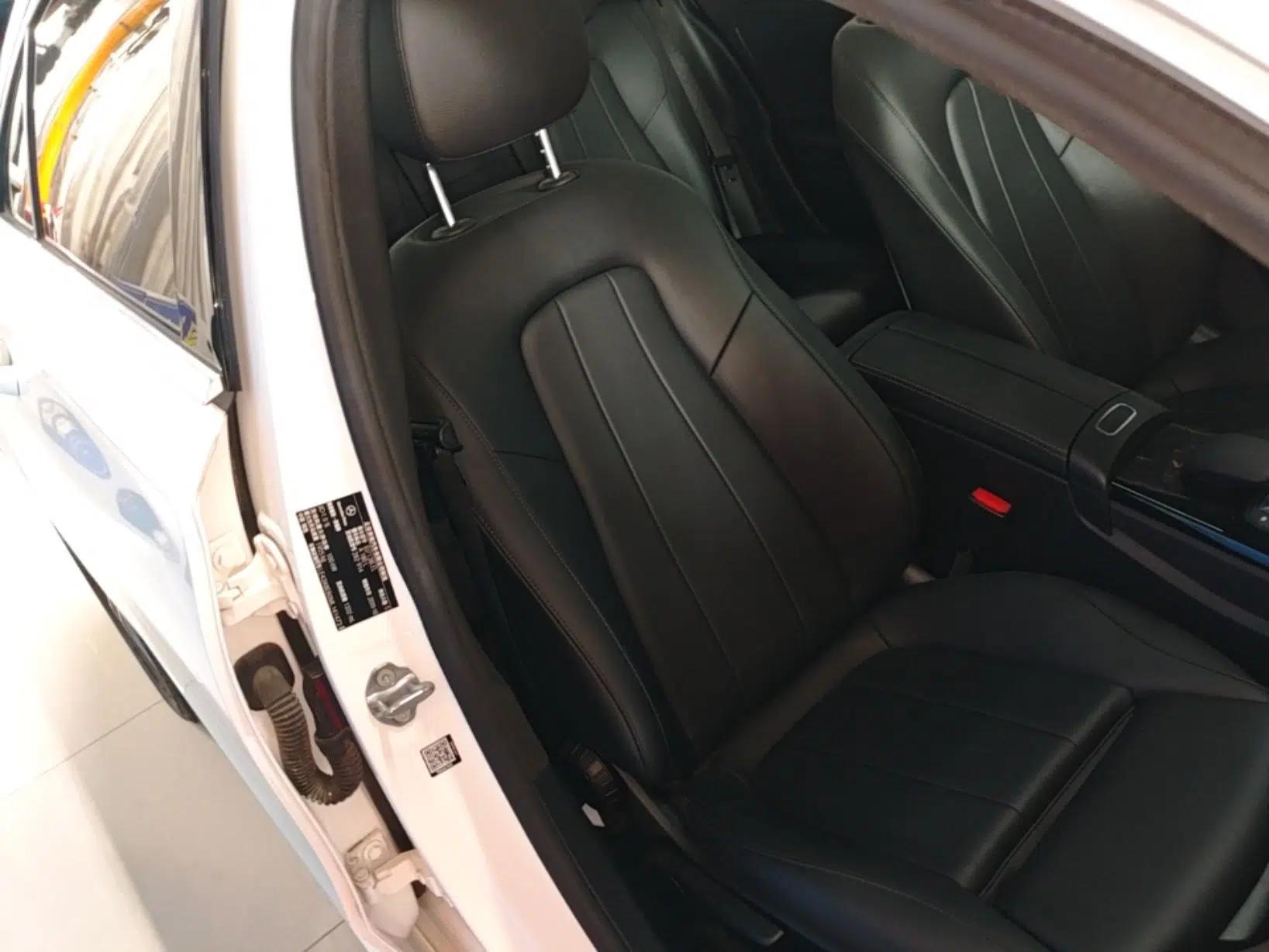 Mercedes-Benz A-Class 2020 Second Facelift A 180 L Sport Sedan — миниатюра 24