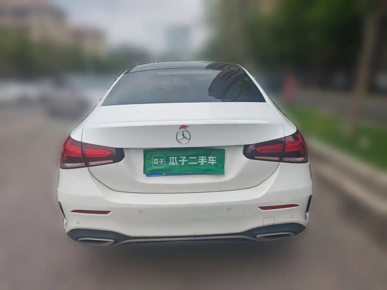 Mercedes-Benz A-Class 2022 Revised Version A 200 L Sport Sedan Fashionable Style — миниатюра 5