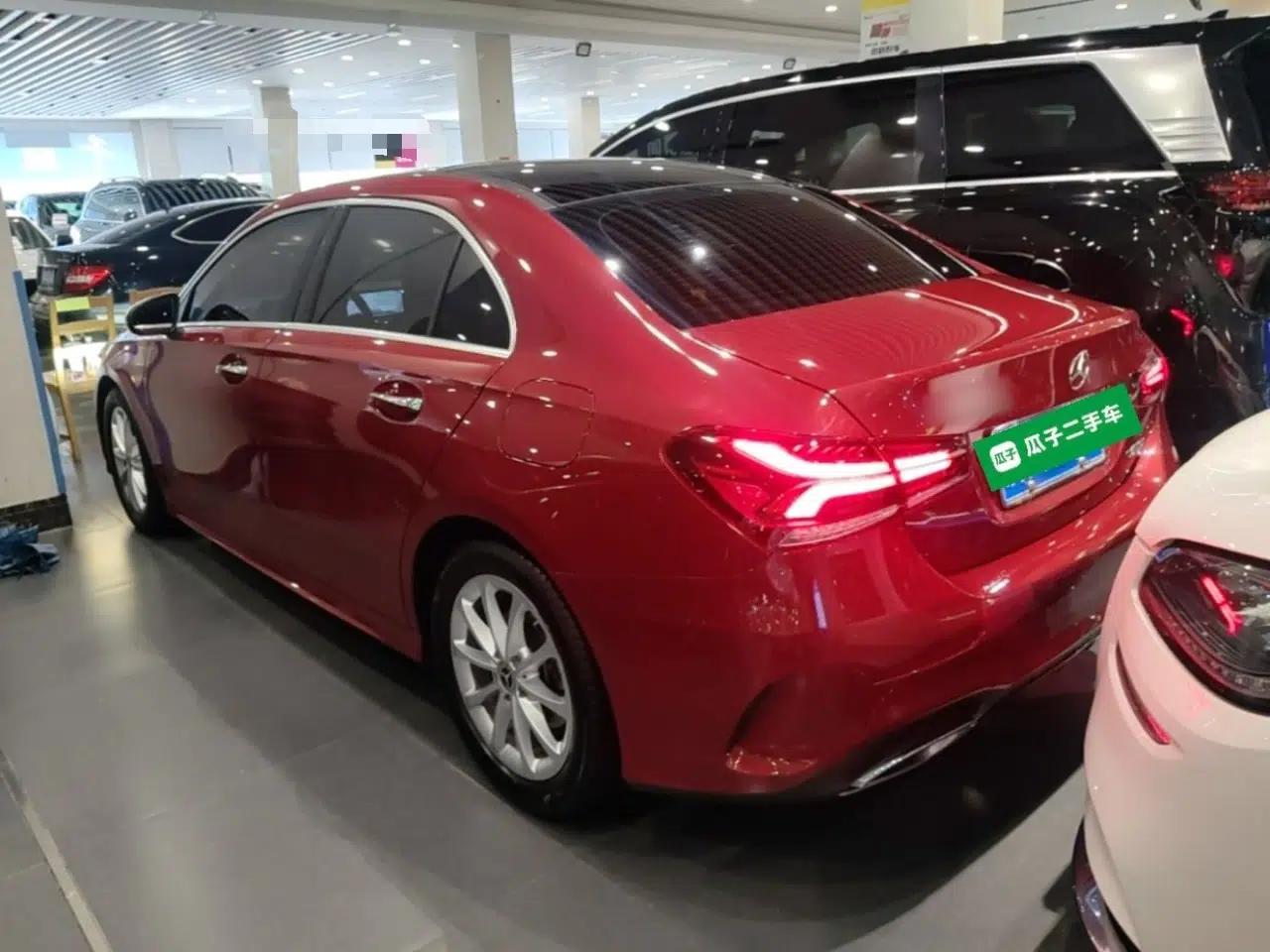 Mercedes-Benz A-Class 2021 A 200 L Sport Sedan Fashion Model — миниатюра 4