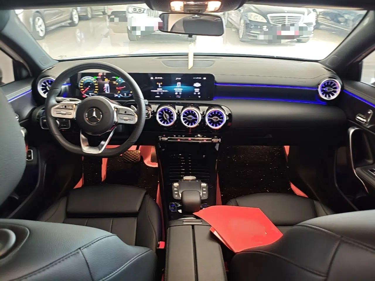 Mercedes-Benz A-Class 2022 Restyled A 200 L Sport Sedan Dynamic Version — миниатюра 12