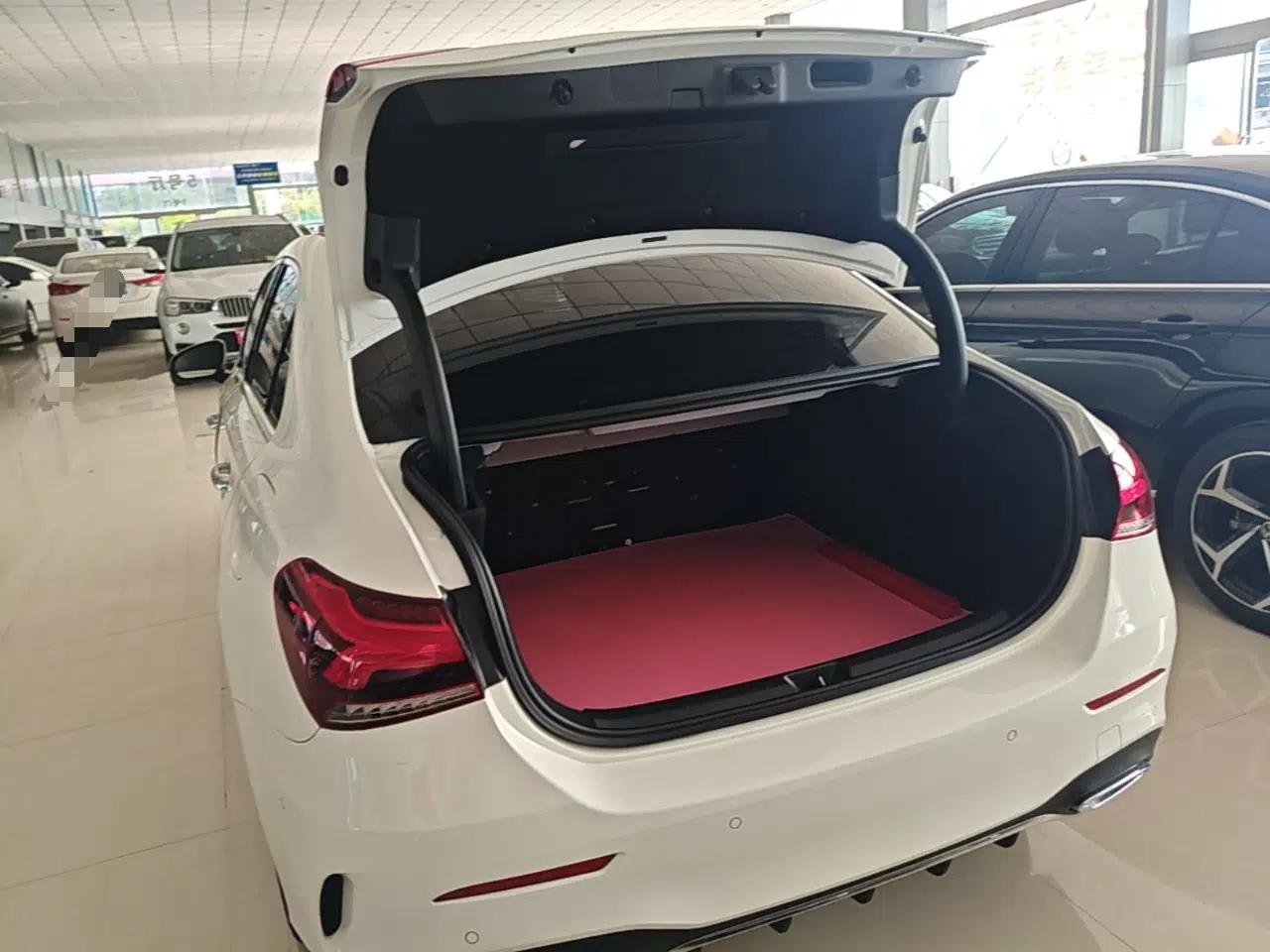 Mercedes-Benz A-Class 2022 Restyled A 200 L Sport Sedan Dynamic Version — миниатюра 22