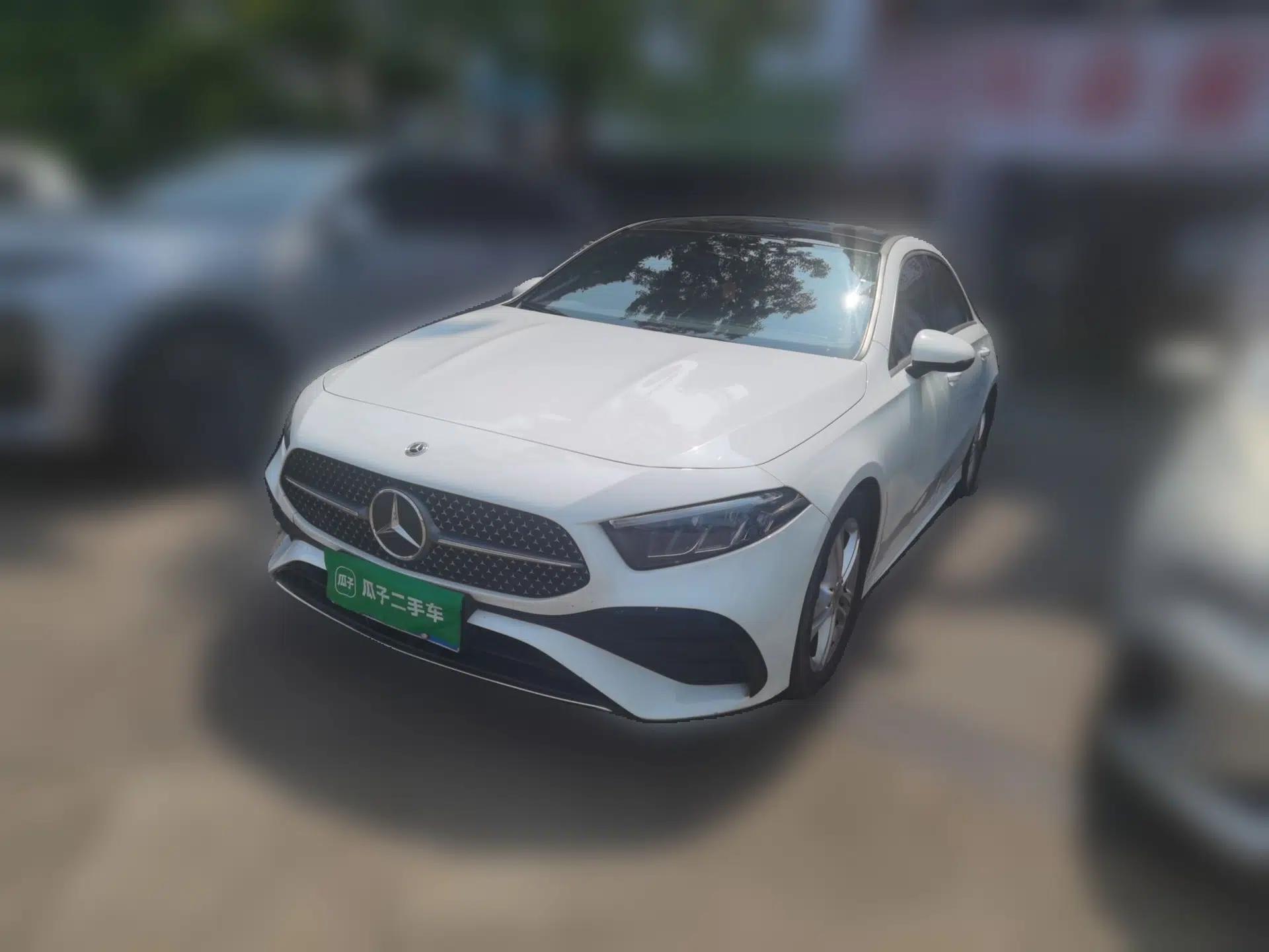 Mercedes-Benz A-Class 2023 A 180 L — миниатюра 1