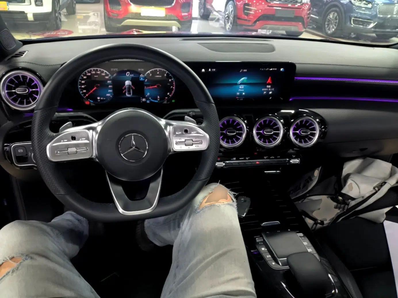 Mercedes-Benz A-Class 2022 Revised Version A 200 L Sport Sedan Fashionable Style — миниатюра 12