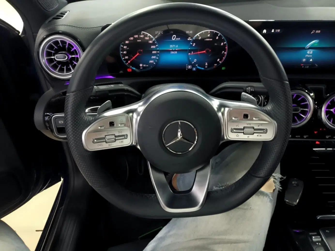 Mercedes-Benz A-Class 2022 Revised Version A 200 L Sport Sedan Fashionable Style — миниатюра 13