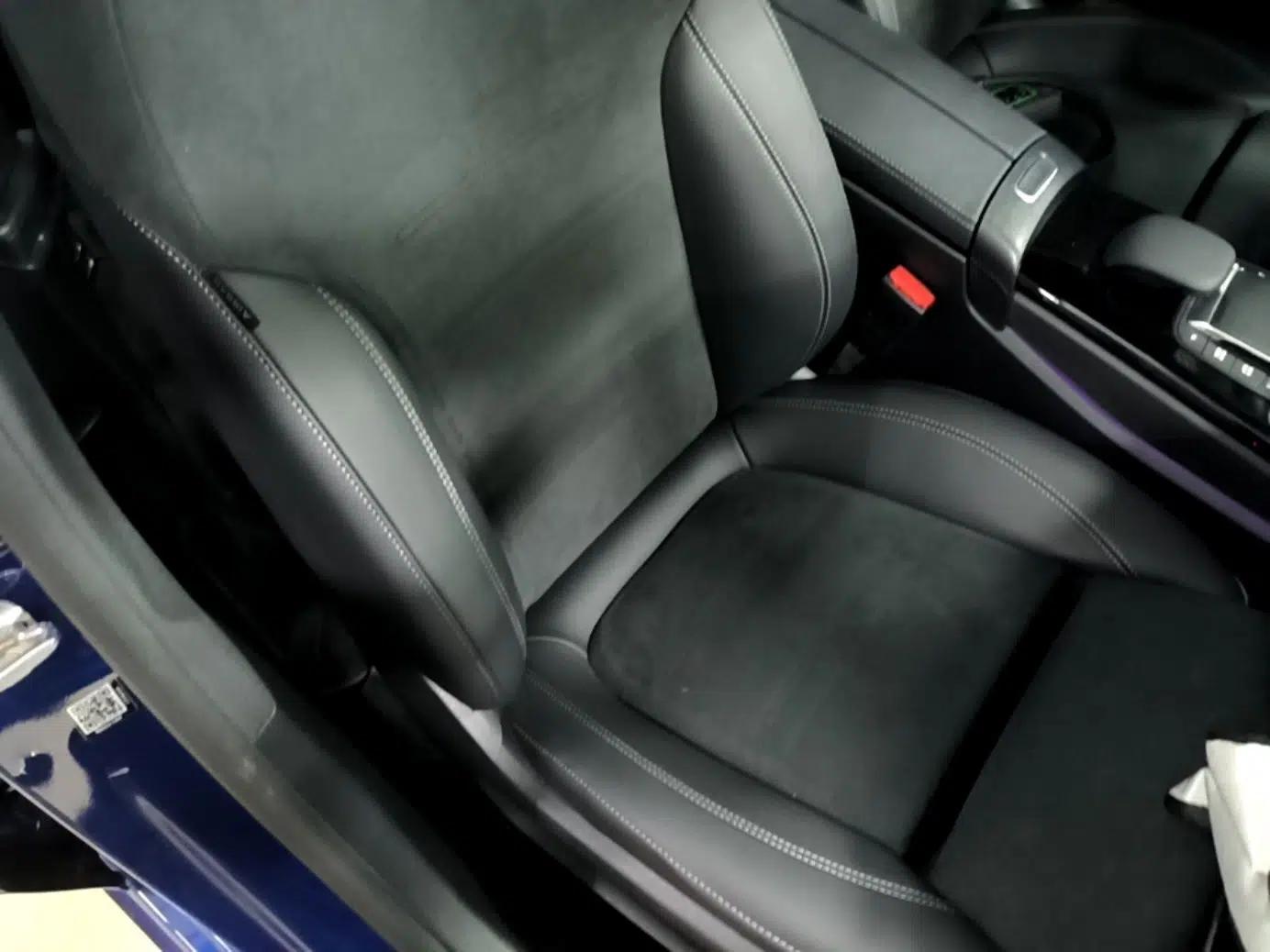 Mercedes-Benz A-Class 2022 Revised Version A 200 L Sport Sedan Fashionable Style — миниатюра 19