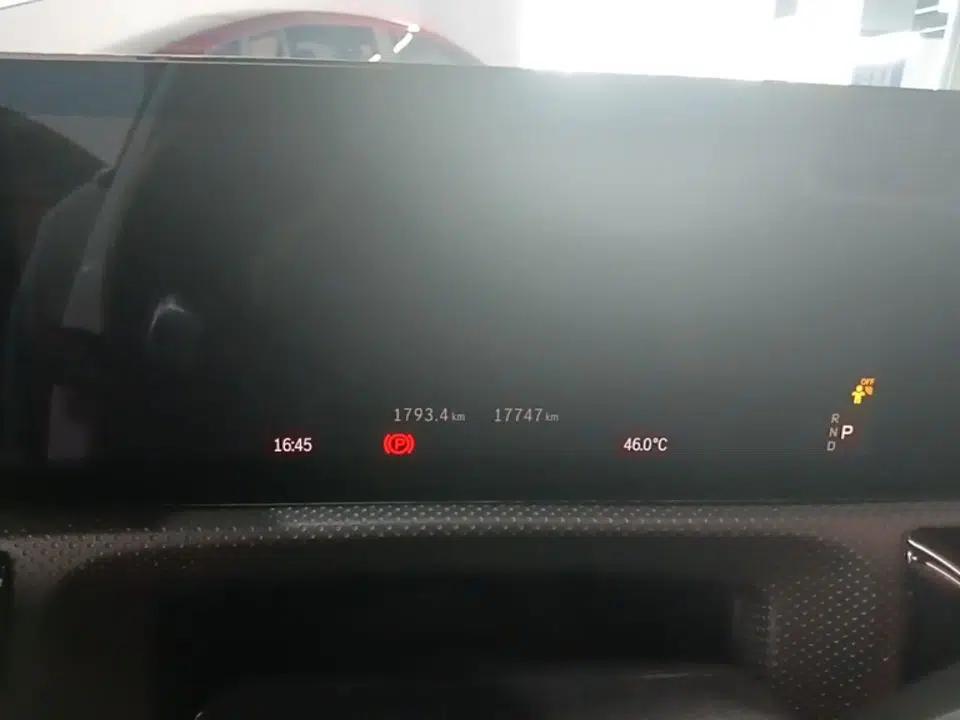 Mercedes-Benz A-Class 2023 A 200 L Fashion Model — миниатюра 14
