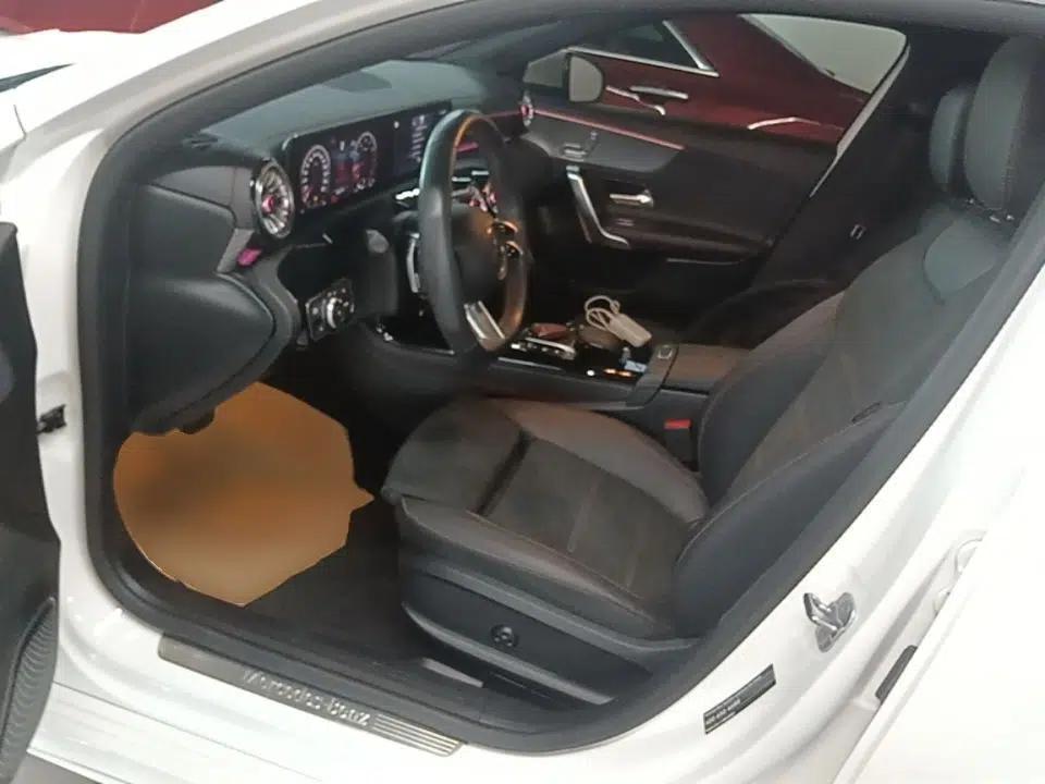 Mercedes-Benz A-Class 2023 A 200 L Fashion Model — миниатюра 17