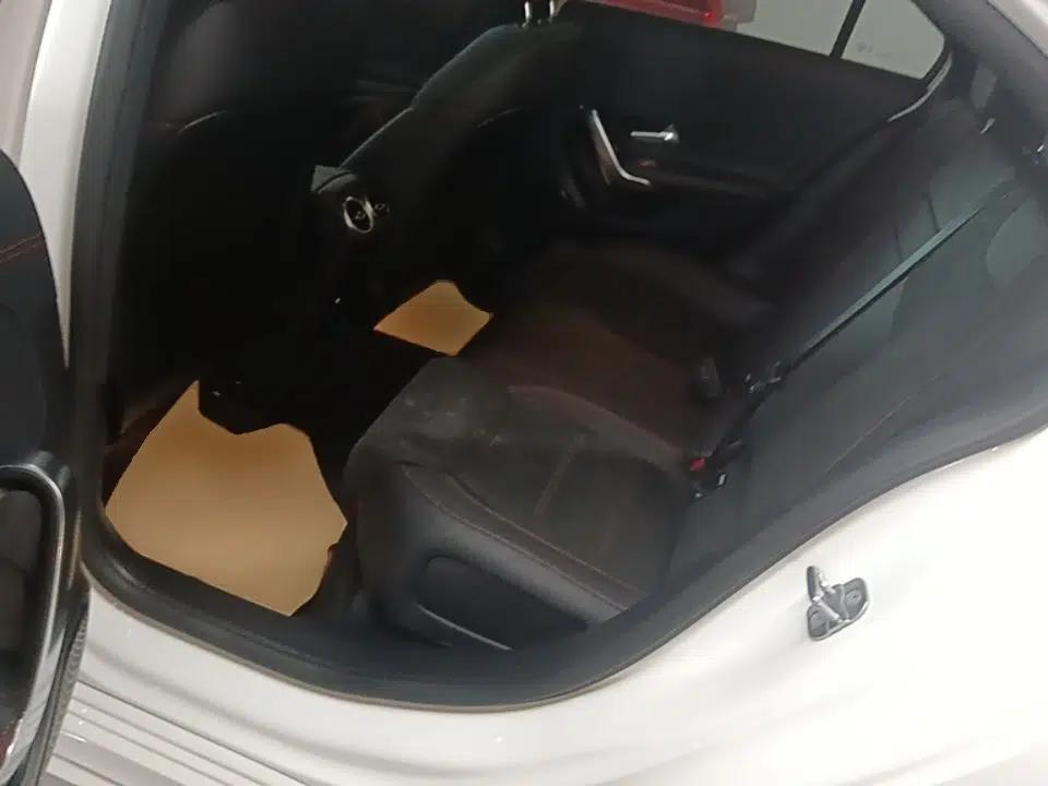 Mercedes-Benz A-Class 2023 A 200 L Fashion Model — миниатюра 20