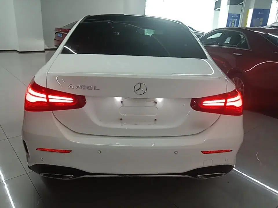 Mercedes-Benz A-Class 2023 A 200 L Fashion Model — миниатюра 5