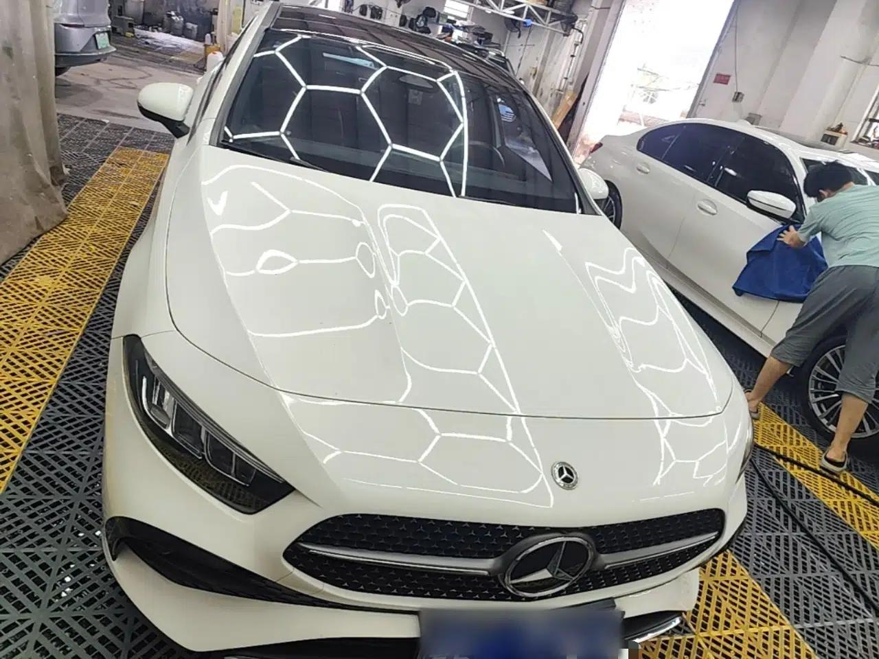 Mercedes-Benz A-Class 2023 A 180 L — миниатюра 2