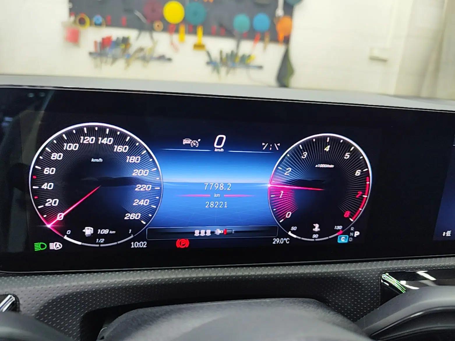 Mercedes-Benz A-Class 2023 A 180 L — миниатюра 14