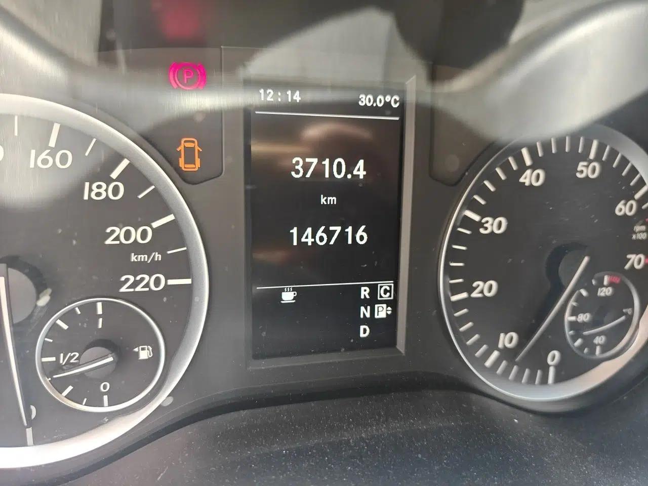 Mercedes-Benz Vito 2016 2.0T Business Edition — миниатюра 11