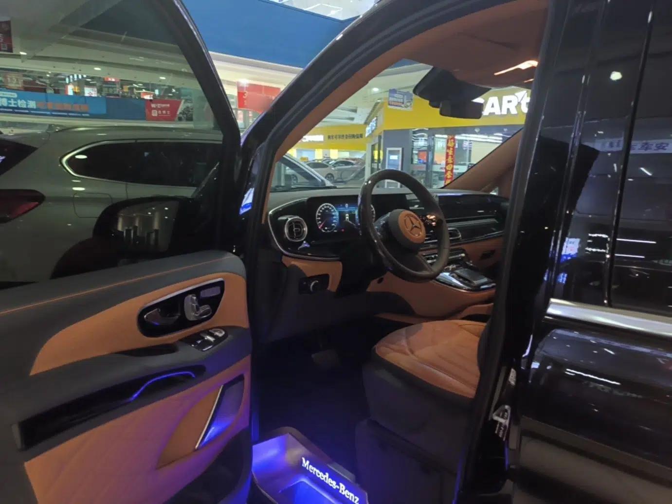 Mercedes-Benz Vito 2024 2.0T Elite Version 7 Seats — миниатюра 18