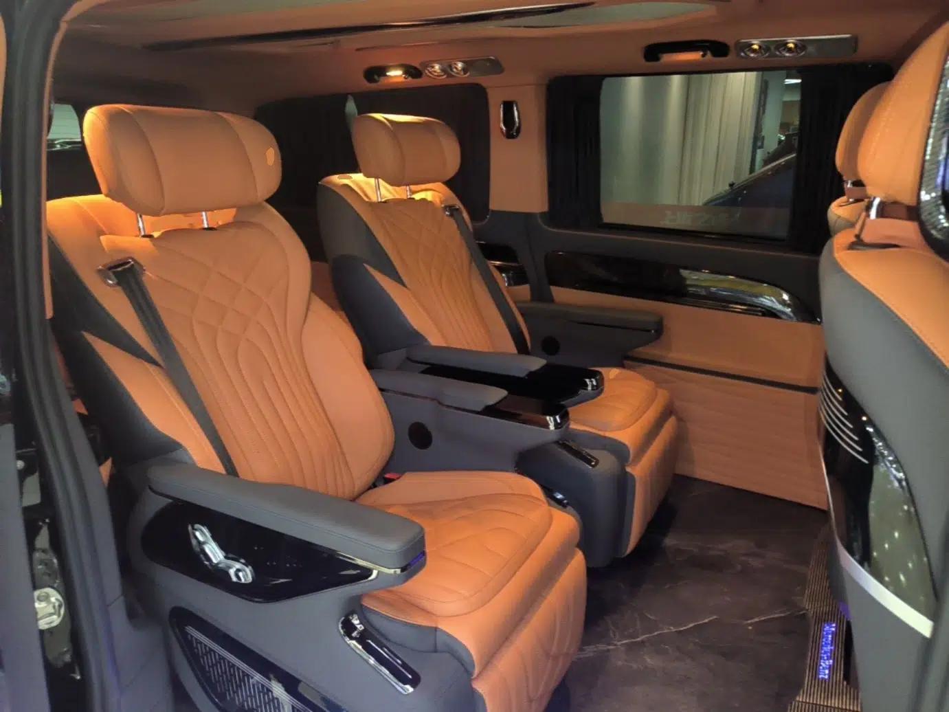 Mercedes-Benz Vito 2024 2.0T Elite Version 7 Seats — миниатюра 20