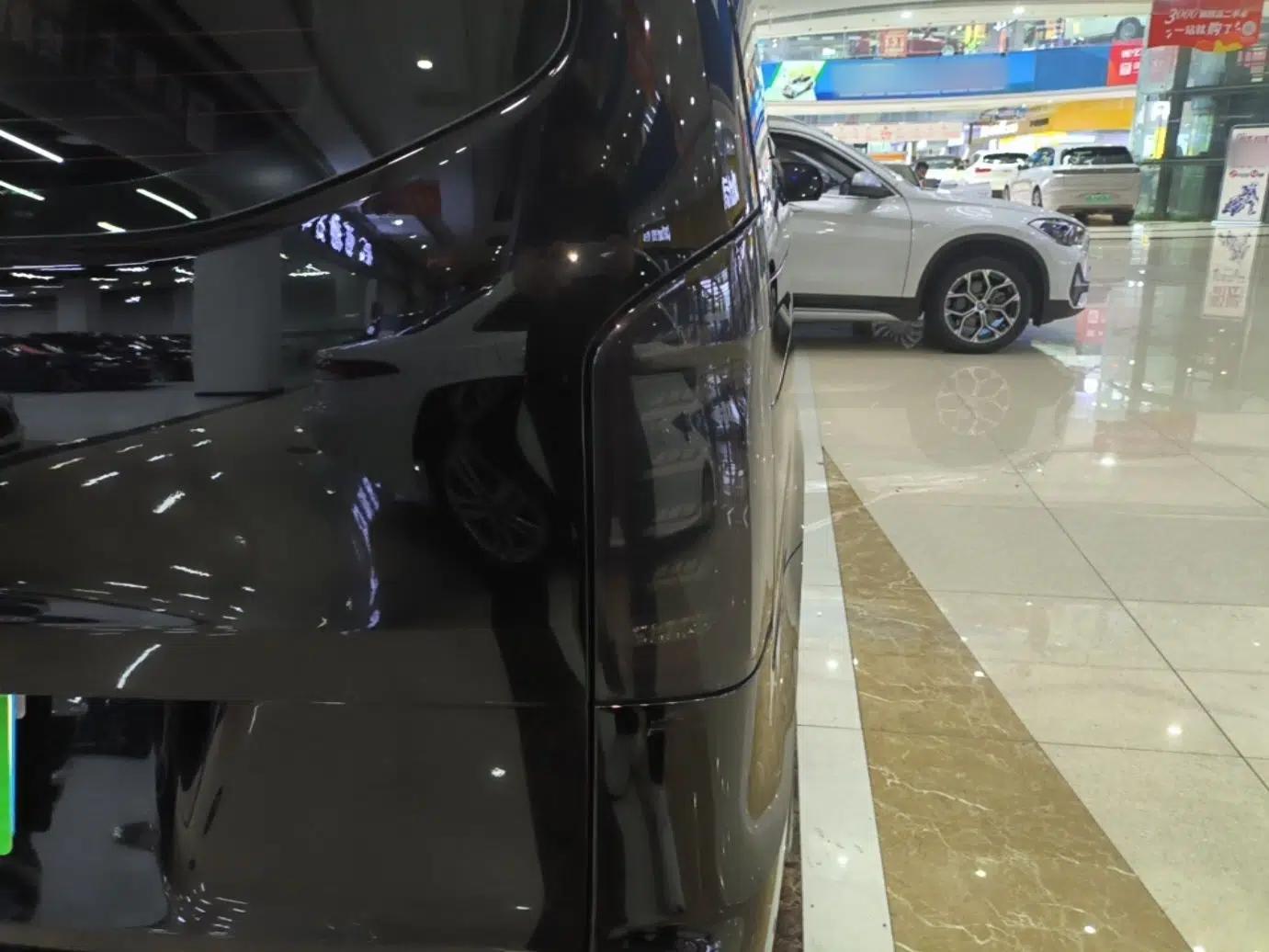 Mercedes-Benz Vito 2024 2.0T Elite Version 7 Seats — миниатюра 9