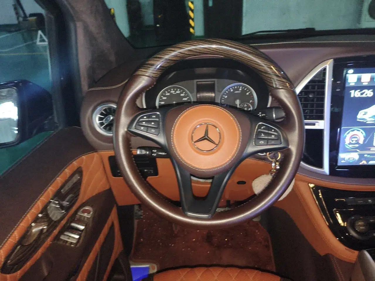 Mercedes-Benz Vito 2018 2.0T Elite Version 7 Seats China V Emission Standard — миниатюра 10