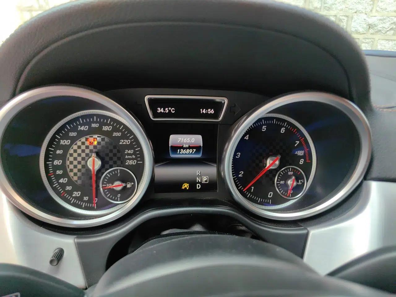 Mercedes-Benz GLE 2016 GLE 450 AMG 4MATIC — миниатюра 11