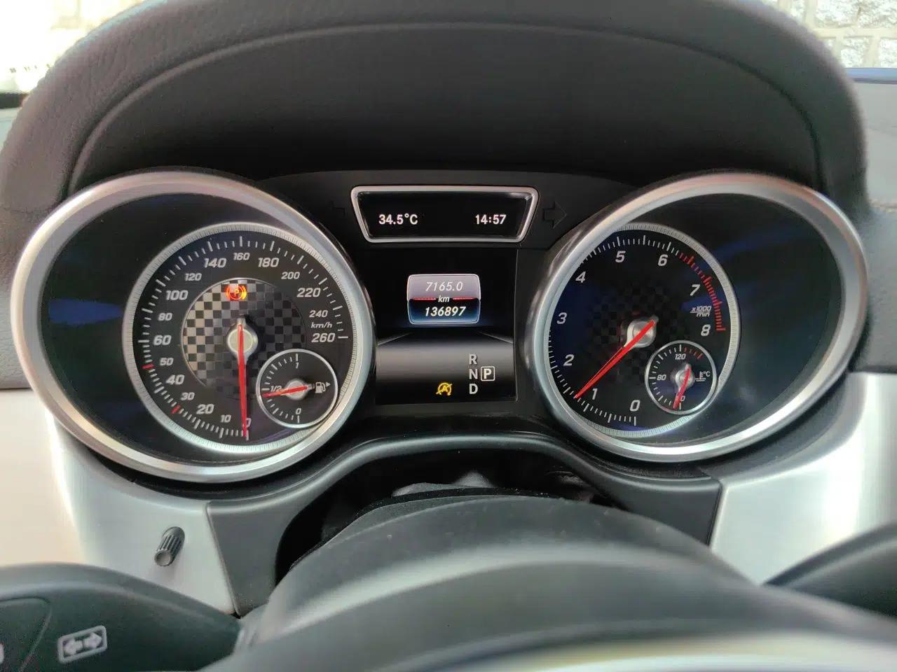 Mercedes-Benz GLE 2016 GLE 450 AMG 4MATIC — миниатюра 12