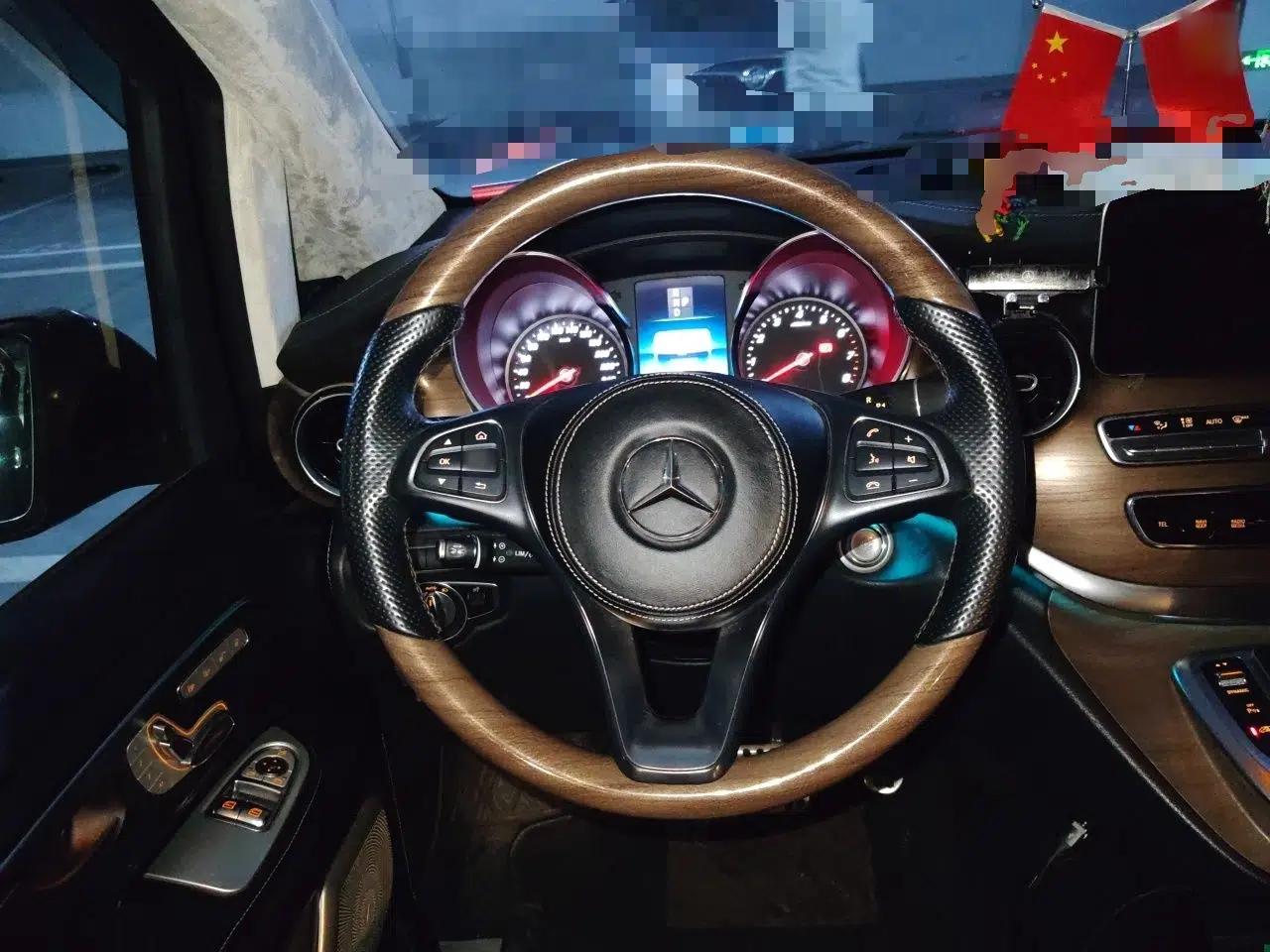 Mercedes-Benz V-Class 2020 V 260 L Long-wheelbase Luxury Edition — миниатюра 10