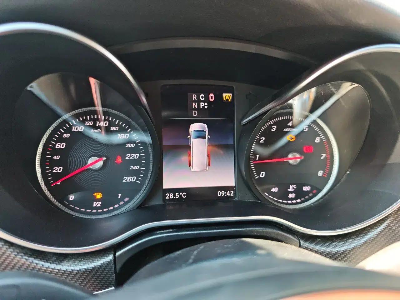 Mercedes-Benz V-Class 2018 V 260 AMG Sport Edition China VI — миниатюра 11