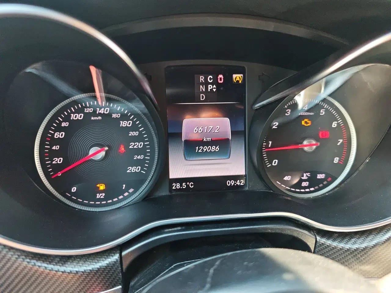 Mercedes-Benz V-Class 2018 V 260 AMG Sport Edition China VI — миниатюра 12