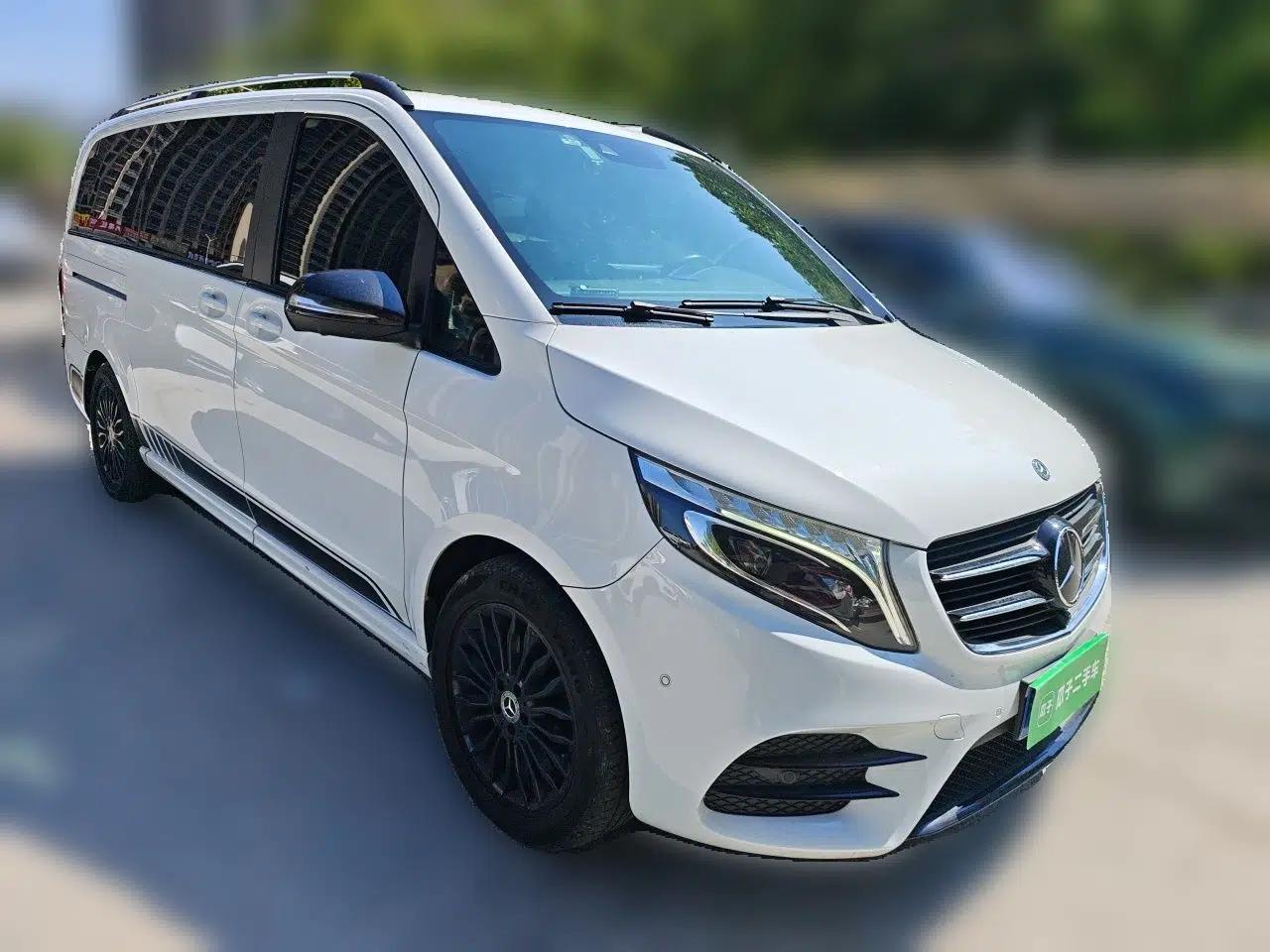 Mercedes-Benz V-Class 2018 V 260 AMG Sport Edition China VI — миниатюра 3