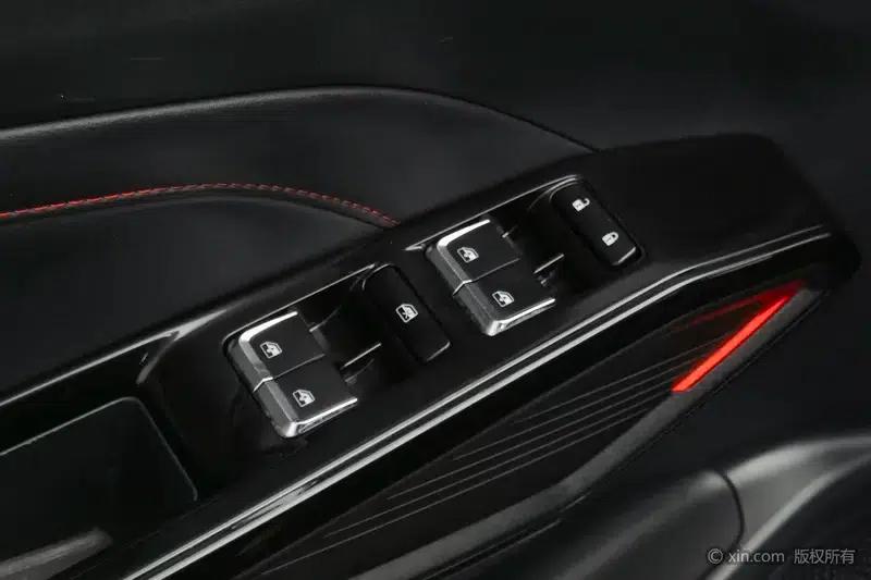 Changan X5 PLUS 2025 1.5T DCT Super Edition — миниатюра 23