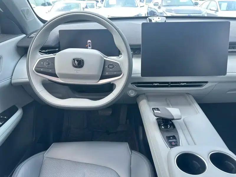 Changan UNI-Z 2025 1.5T DCT Premium Edition — миниатюра 11