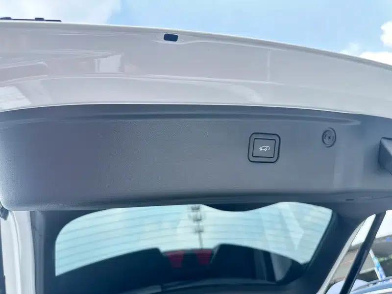 Changan UNI-Z 2025 1.5T DCT Premium Edition — миниатюра 16