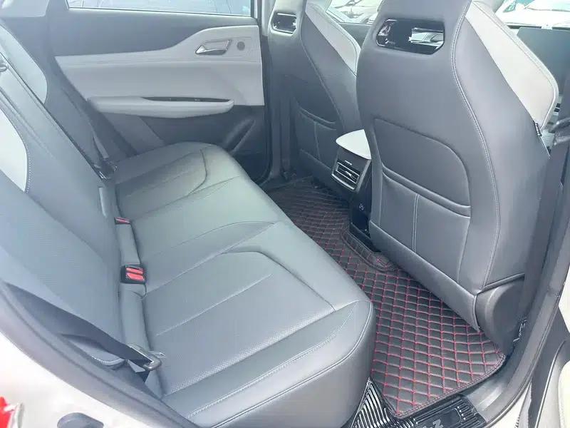 Changan UNI-Z 2025 1.5T DCT Premium Edition — миниатюра 17