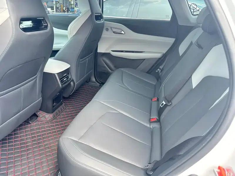 Changan UNI-Z 2025 1.5T DCT Premium Edition — миниатюра 23