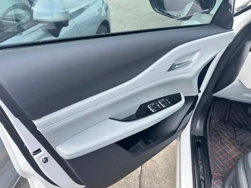Changan UNI-Z 2025 1.5T DCT Premium Edition — миниатюра 26
