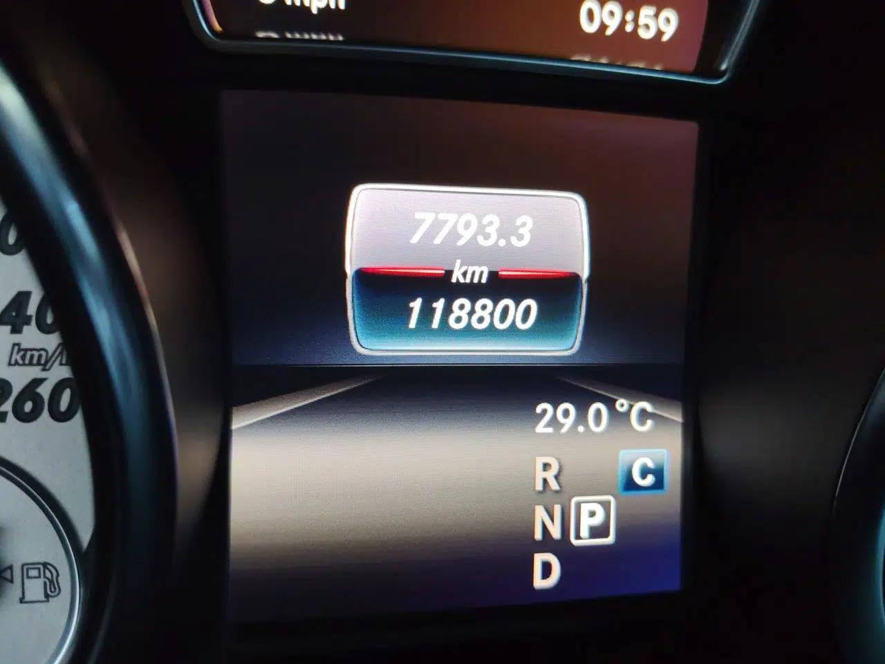 Mercedes-Benz GLA 2016 GLA 220 4MATIC Fashion Edition — миниатюра 12