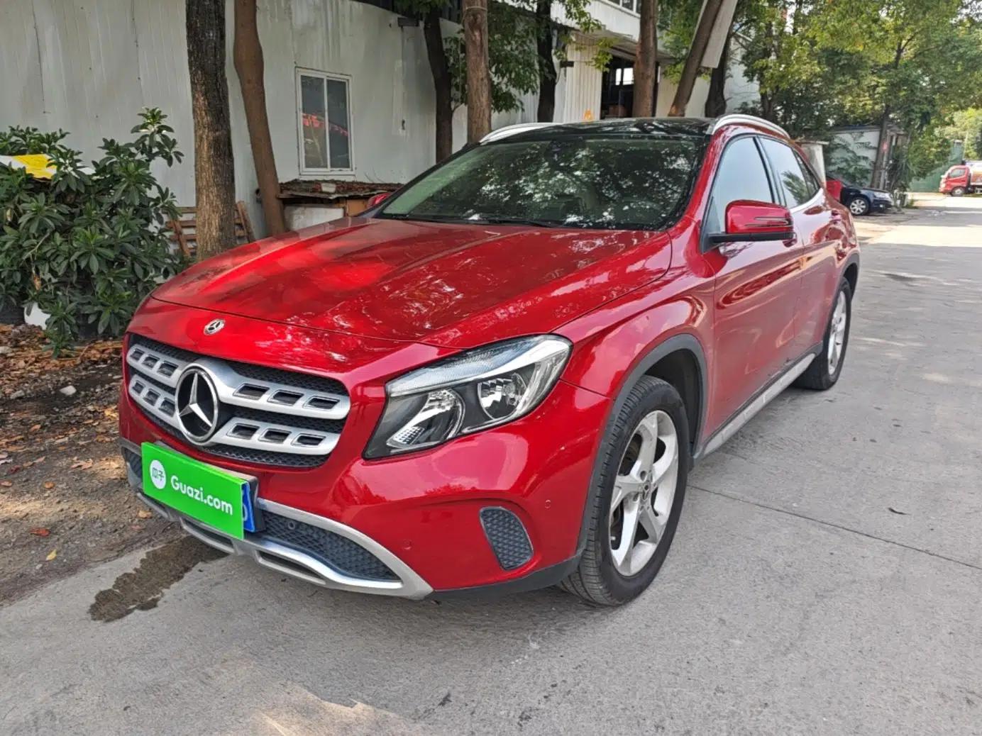 Mercedes-Benz GLA 2017 GLA 200 Sport Edition — миниатюра 1