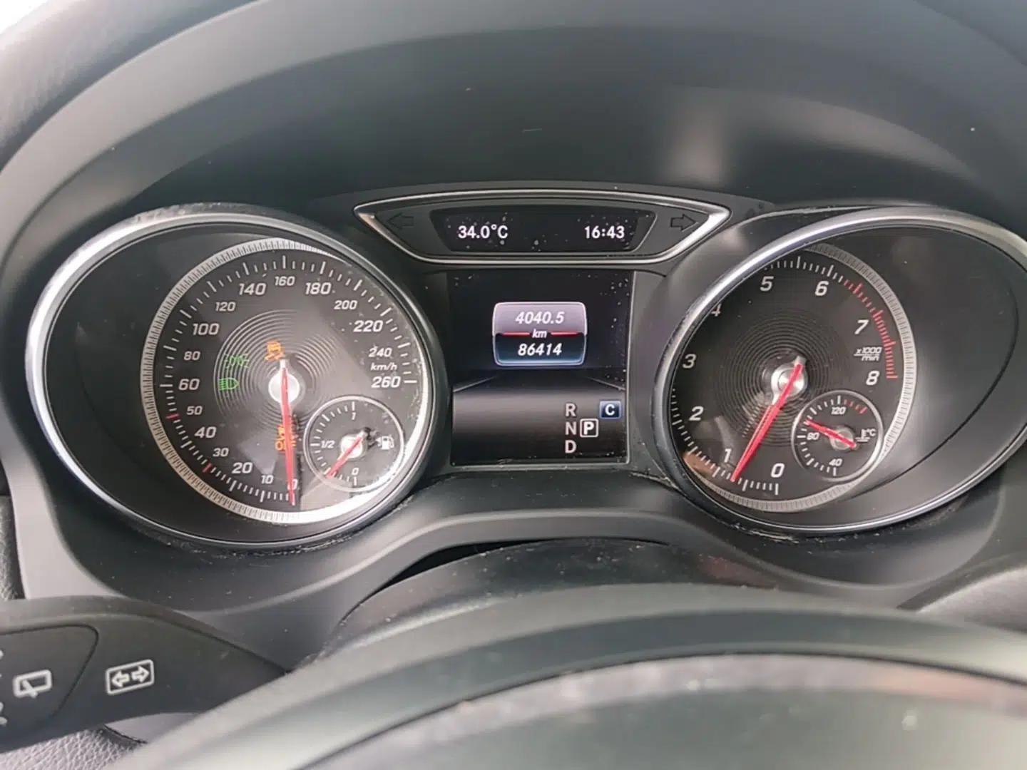 Mercedes-Benz GLA 2018 GLA 200 Sport Edition — миниатюра 14