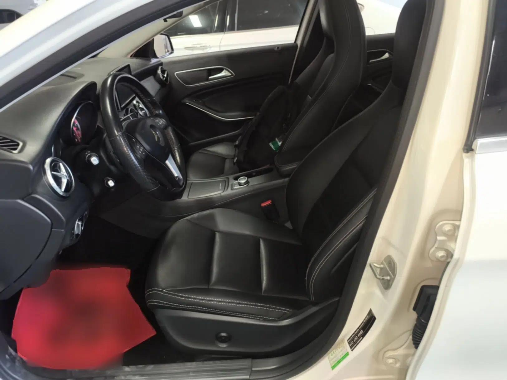 Mercedes-Benz GLA 2015 GLA 200 Sport Edition — миниатюра 17