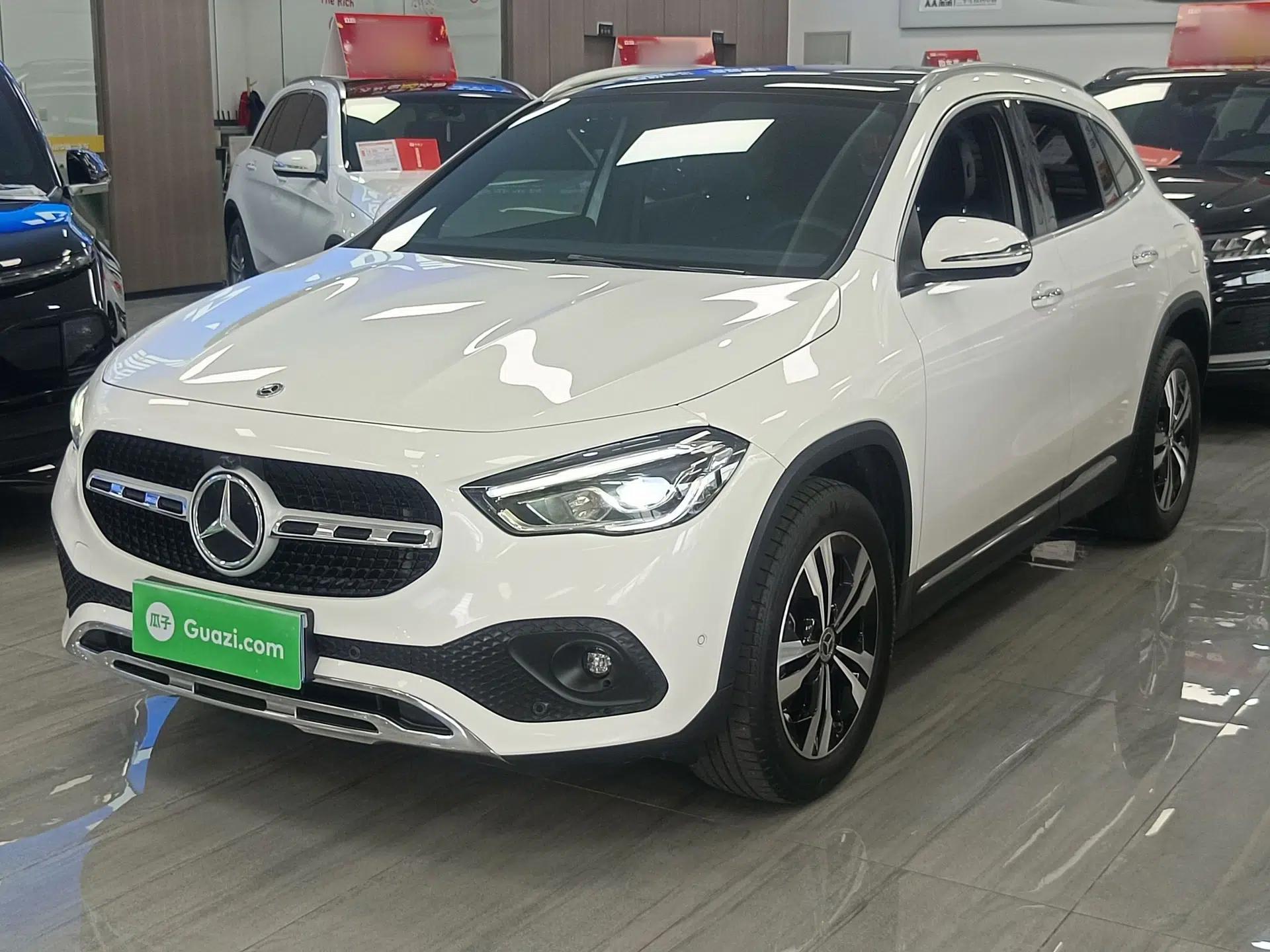 Mercedes-Benz GLA 2020 GLA 200 — миниатюра 1