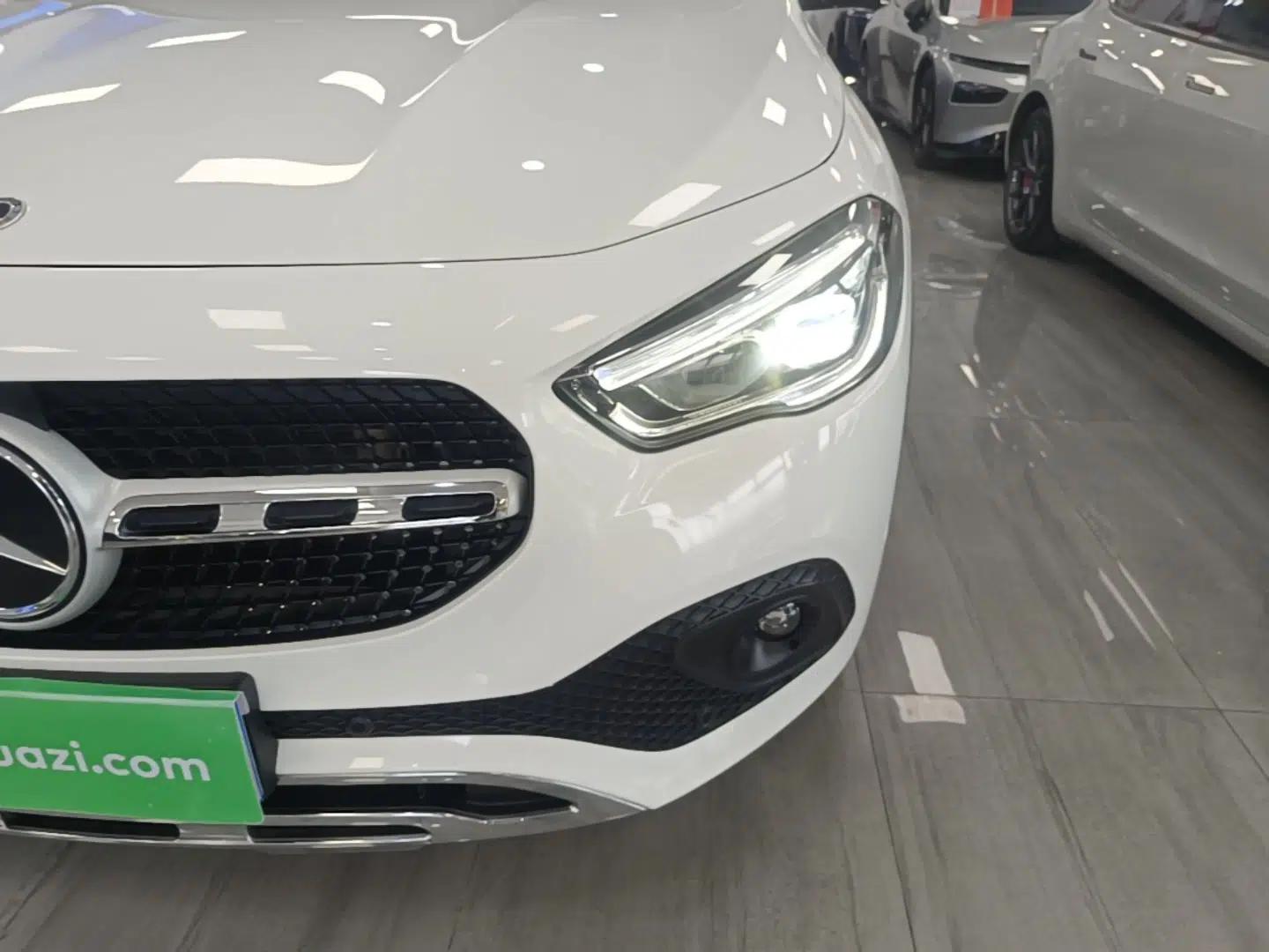 Mercedes-Benz GLA 2020 GLA 200 — миниатюра 8