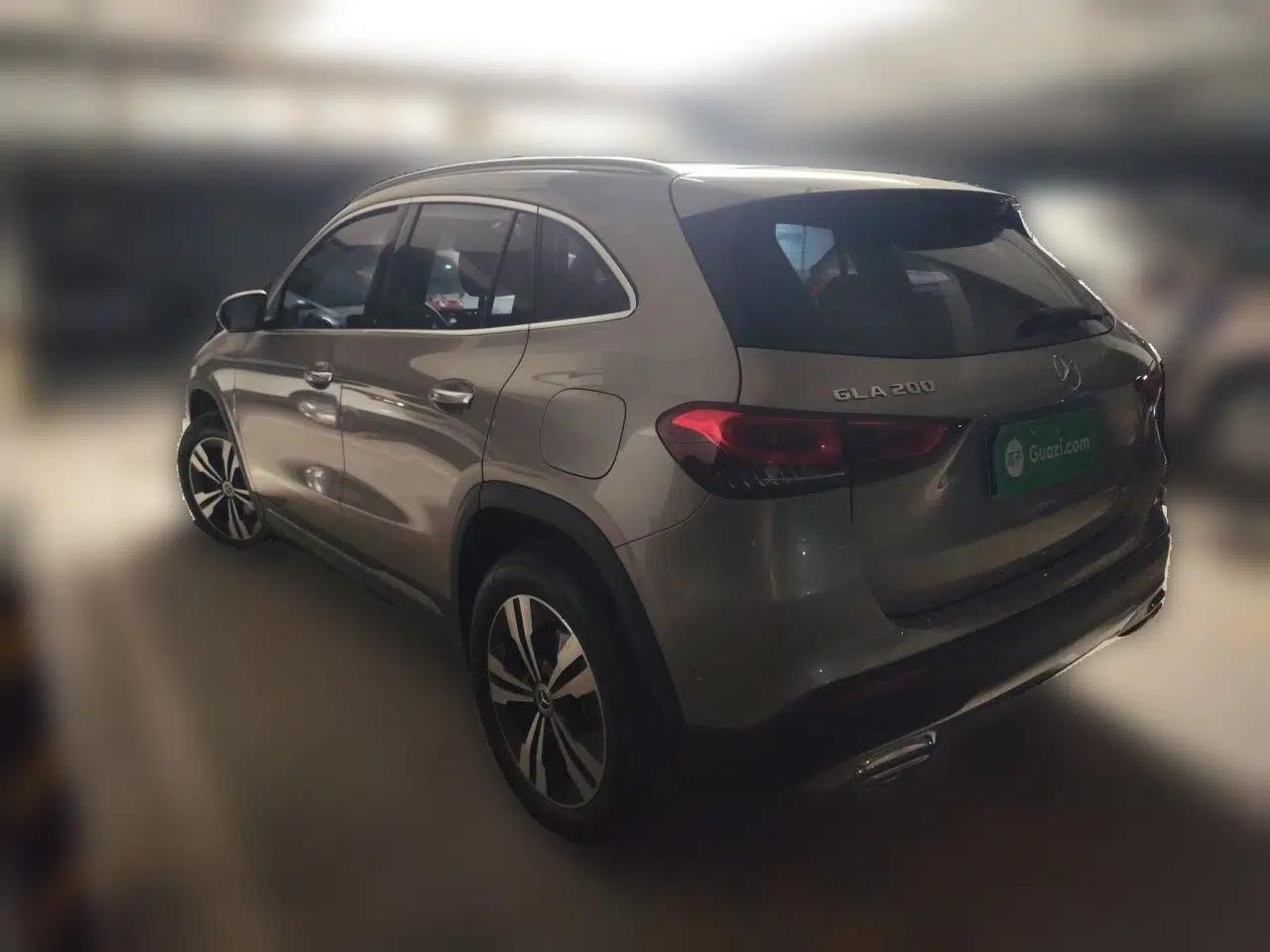 Mercedes-Benz GLA 2022 Facelifted GLA 200 — миниатюра 4