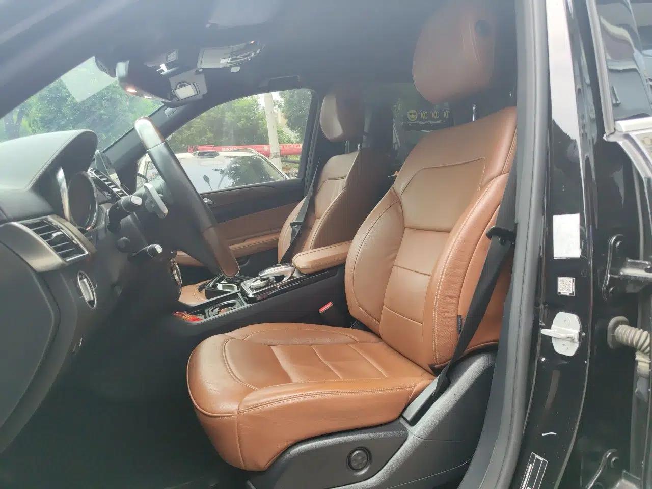 Mercedes-Benz GLS 2016 GLS 400 4MATIC Luxury Model — миниатюра 15