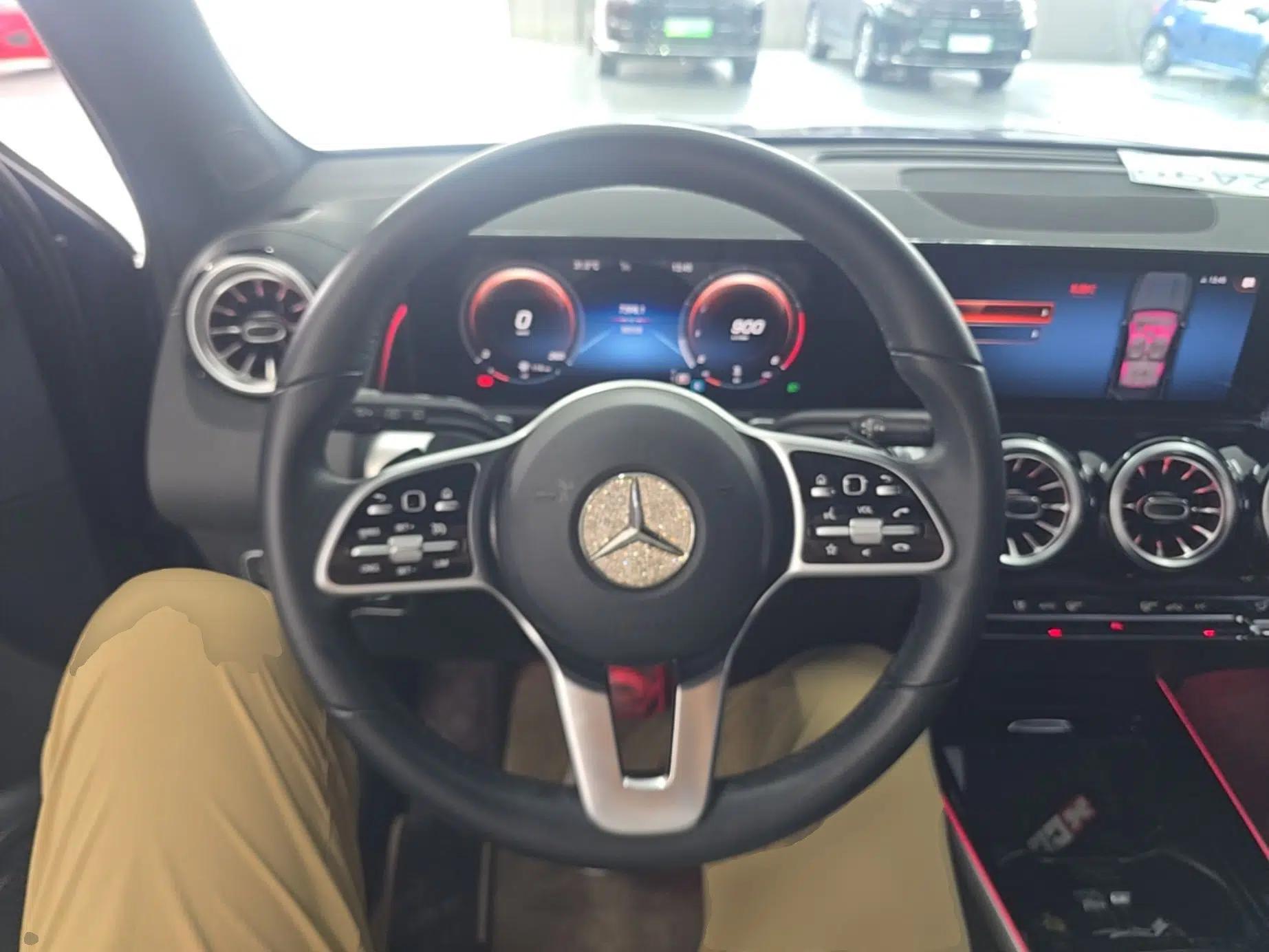 Mercedes-Benz GLB 2021 GLB 200 Dynamic Edition — миниатюра 13