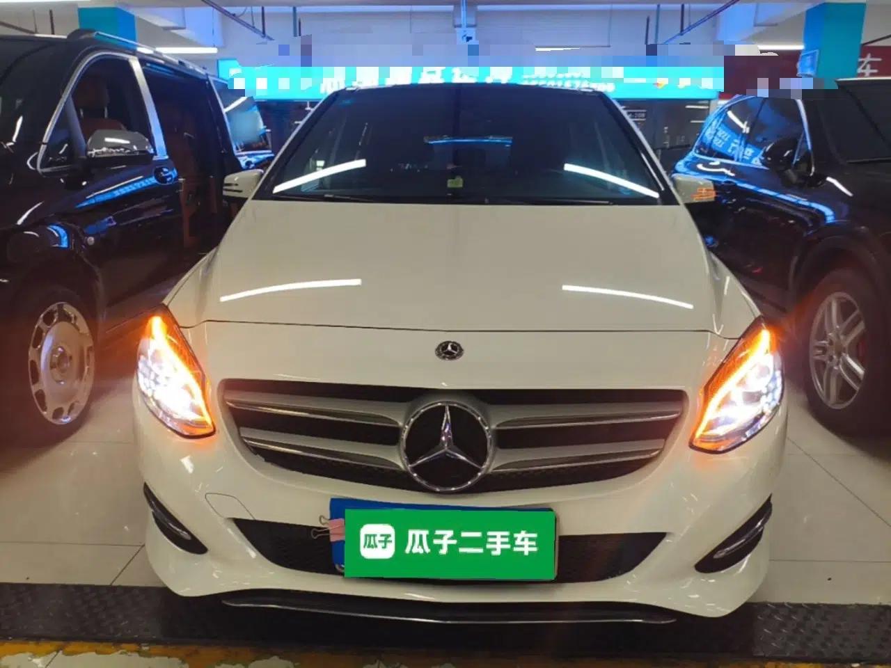 Mercedes-Benz B-Class 2019 B 200 Fashion Model — миниатюра 2