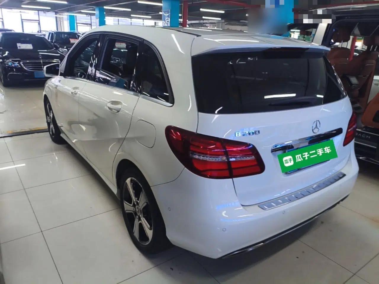 Mercedes-Benz B-Class 2019 B 200 Fashion Model — миниатюра 4