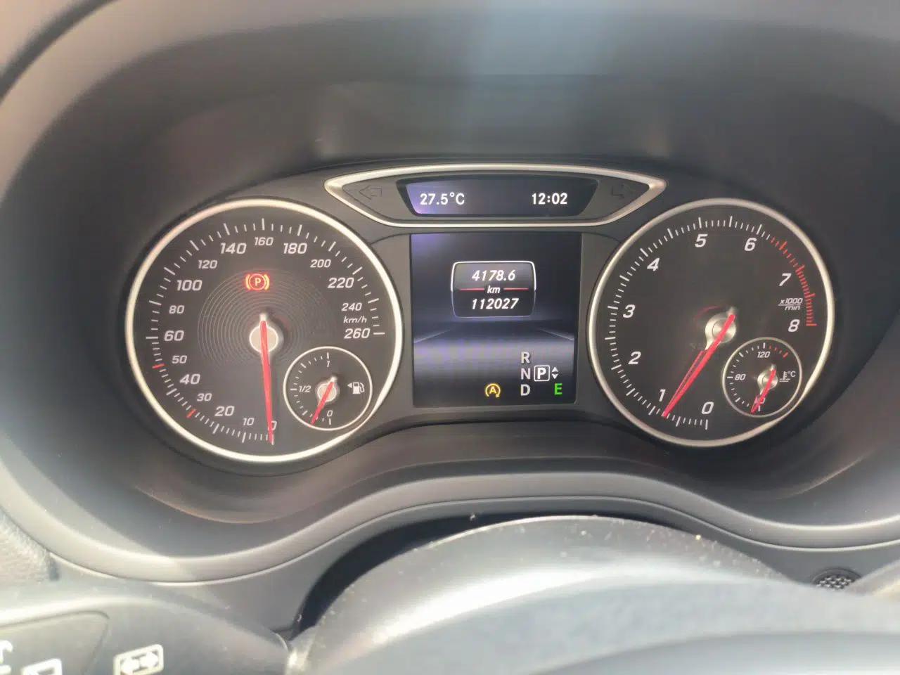 Mercedes-Benz B-Class 2015 B 200 Fashion Model — миниатюра 12